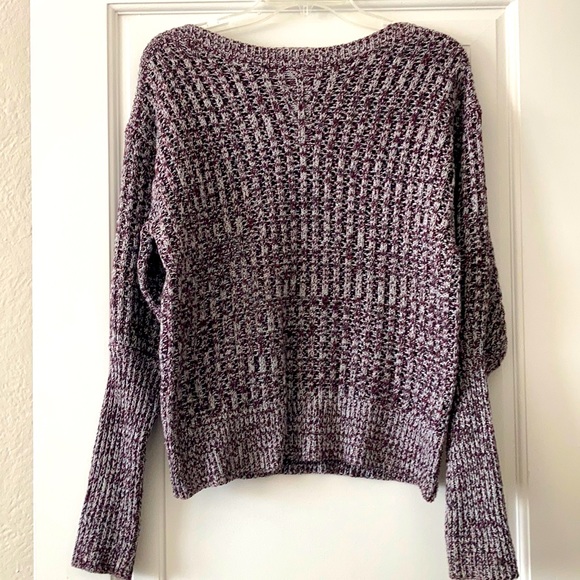 Knit sweater - Picture 1 of 5